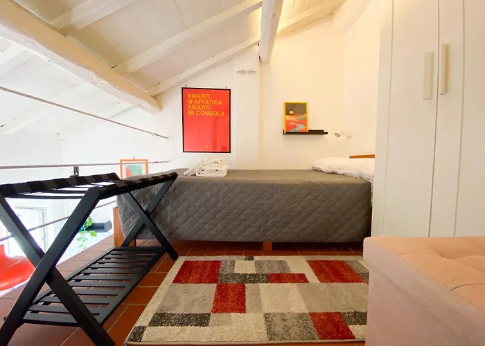Artful Flat